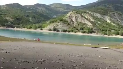 D!CI TV : un aigle voleur de sandwichs à Saint Vincent les Forts