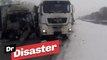 Un camion provoque un énorme accident en Sibérie / Dr Disaster