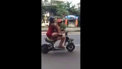 2 stupid Girls on electric bike!