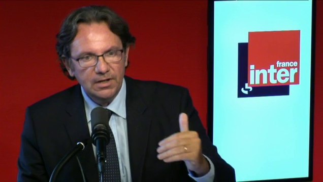Frédéric Lefebvre : Nous politiques, nous vivons dans un bocal