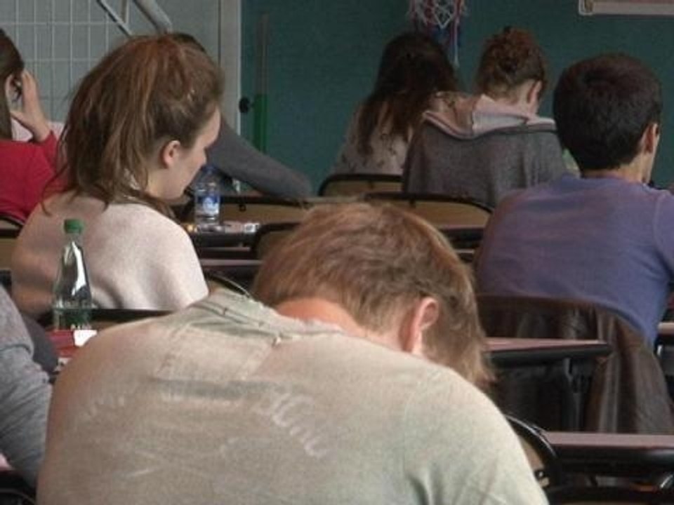 Baccalauréat 2014: les lycéens sur la ligne de départ - 11/06