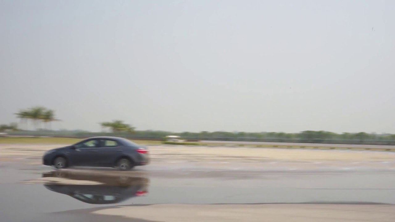 toyota altis 1.8e
