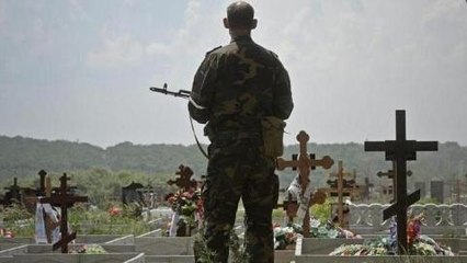 Civilians abandon their homes to escape Ukraine crisis