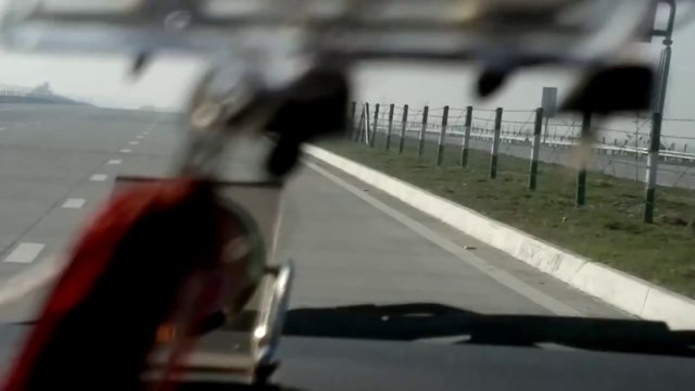 xe innova moi - liên hệ 0908 66 77 88