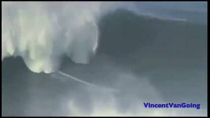 Recorde Mundial • Garrett Surfa a Maior Onda Registrada