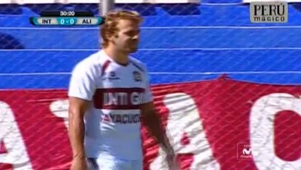 Oliveira si divora un gol a porta vuota