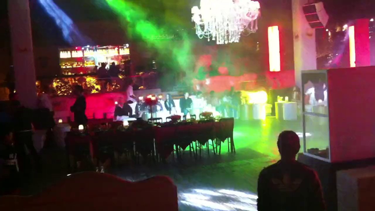 DJUFUKTAN  BODRUM BİLLONER CLUB UFUKTAN  MİLYONERLER  İÇİN  ÇALDI