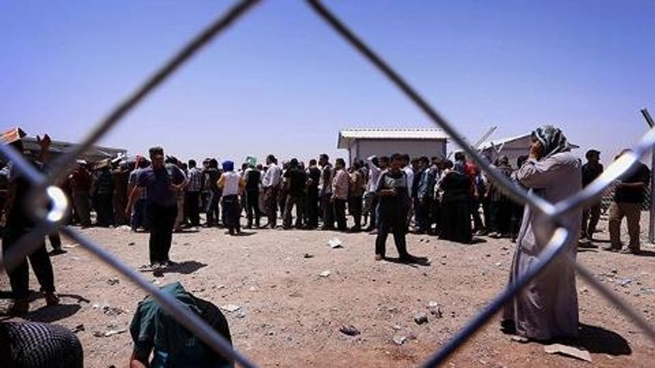 Inside Story - Iraq on the brink?