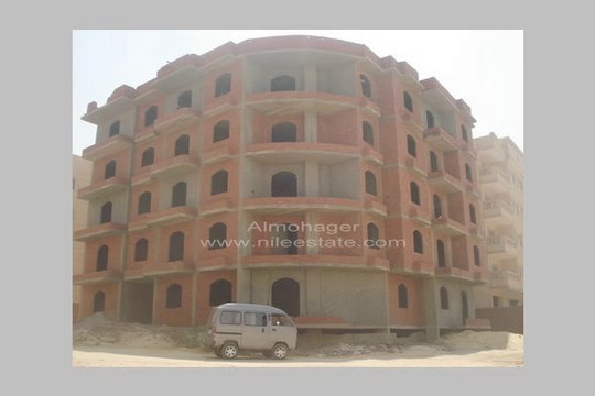 Unfinished flat for sale in Nerjs New Cairo city