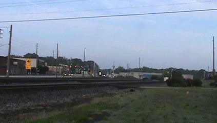 NS 220 Intermodal Train EB through Austell Ga.