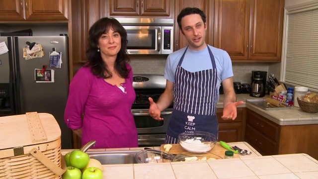 Mom's Apple Pie Recipe - Ultimate Thanksgiving Pies