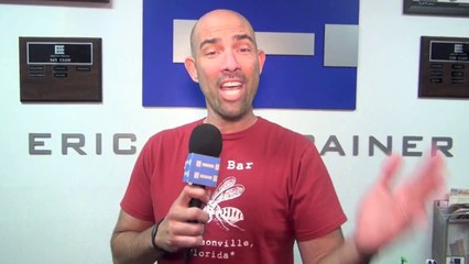 Csweat Weekly Challenge: Actor Gonzalo Menendez has some boxing fun