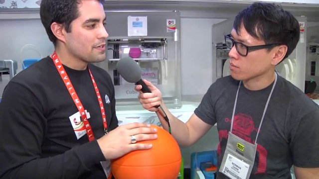 CES 2013: 3D Systems CubeX Trio 3D Printer