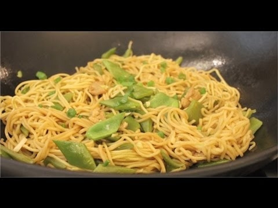 Recette de Nouilles chinoises sautées aux haricots plats - 750 Grammes