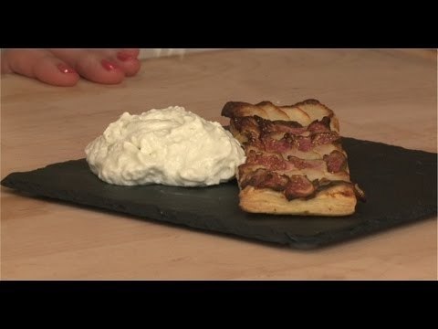 Recette de Tarte figues et poires et sa chantilly à la Fourme d'Ambert- 750 Grammes