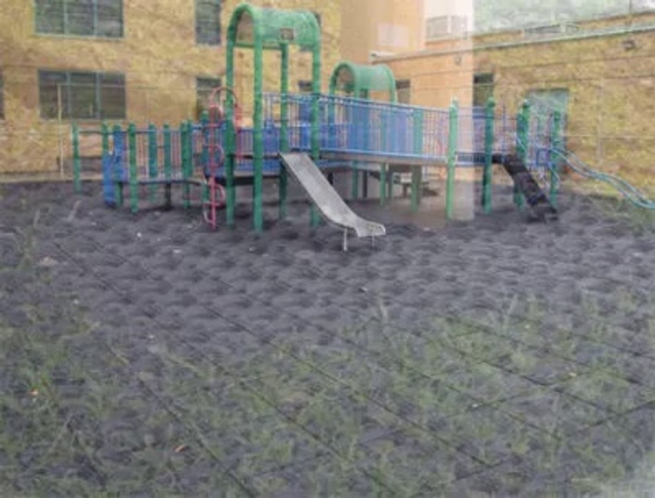 Safe Playing Rubber Grass Mats