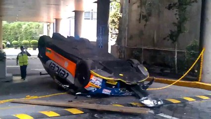 Voiture de Rallye explosée au sol pendant son transport : Gros FAIL de l'équipe là!