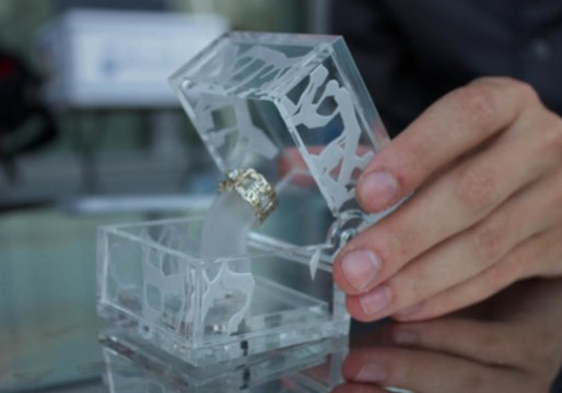 Husband-to-Be Impresses With 3D Printed Ring and Writing in the Sky Proposal