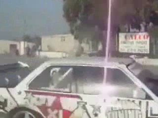 Drifting Two Cars By One Person - My Air Bell