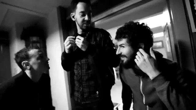 Linkin Park - Funny Moments - Tall Mike Shinoda
