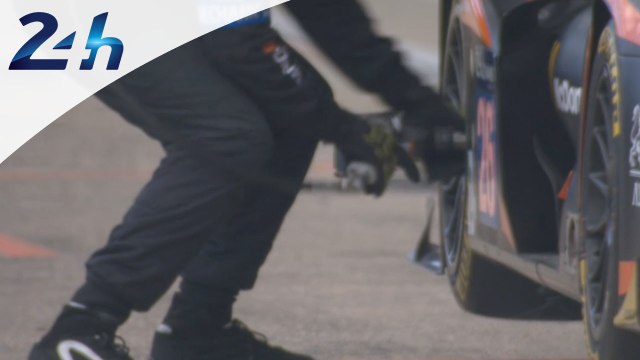 Le Mans 2014 - ambiance dans les stands lors de la première séance d'essais du mercredi 11 juin
