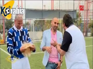 احمد فهمي لمجدي عبد الغني _ قوم ياكابتن انت مبتصليش اصلا ودقنك دي منظر في برنامج فهمي جمعة