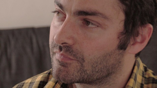 Côté court 2014 : Ilan Klipper - Néons rouges et maux bleus