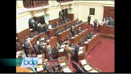 Congresistas culpan a ministro Castilla por desaceleración de la economía