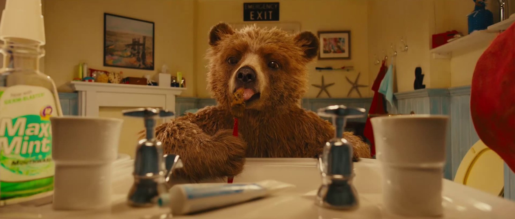 ΕΝΑΣ ΑΡΚΟΥΔΟΣ ΠΟΥ ΤΟΝ ΛΕΝΕ ΠΑΝΤΙΝΓΚΤΟΝ (Paddington) Trailer