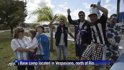 Argentina trains behind closed doors