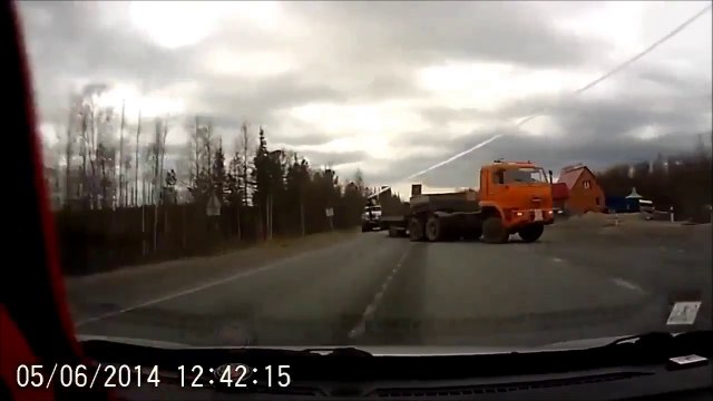 Worst Russian Car crash ever : Violent accident compilation