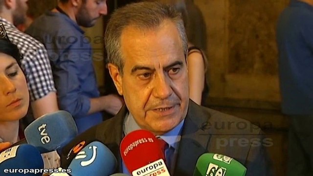 Los socialistas apoyan la dimisión de Pere Navarro