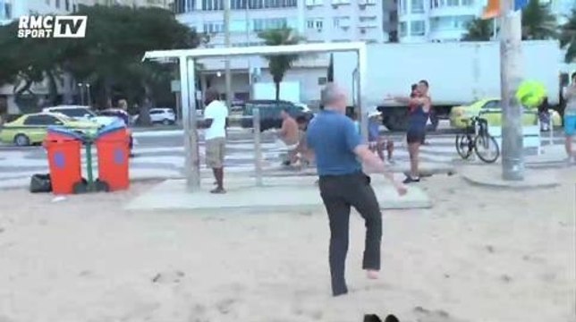 Football / Fernandez et Coupet font le spectacle à Copacabana - 12/06