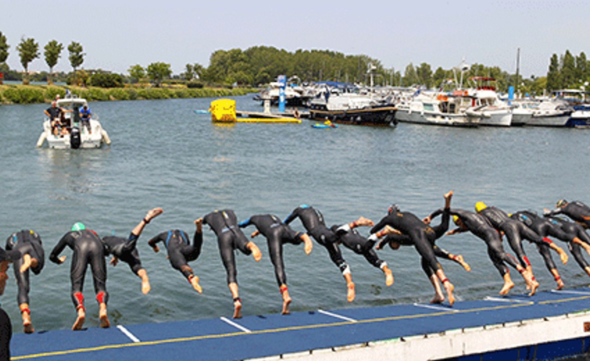 Clip Grand Prix F.F.TRI. pour la recherche sur le cancer - Valence - 8 juin