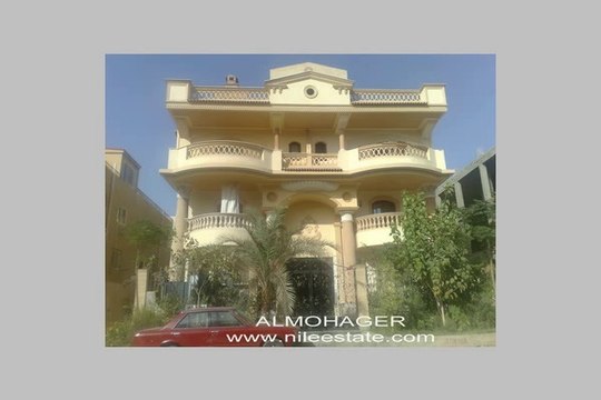 Duplex 320 m for Rent in 5th Quarter New Cairo City