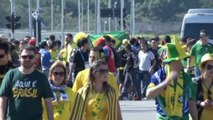 Fans get ready for 2014 World Cup opening ceremony