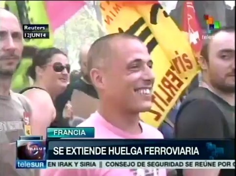Trabajadores ferroviarios franceses siguen en huelga