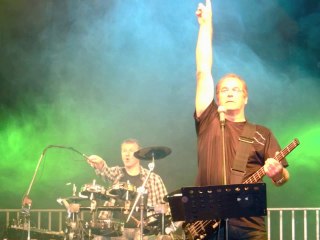 INSTANT CRUSH cover CORALINE