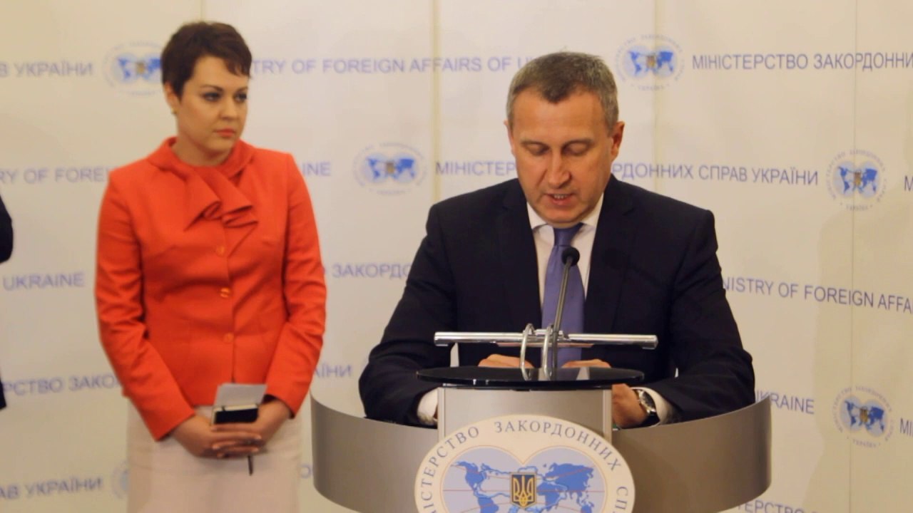 Ukraine FM: Putin, Poroshenko discuss possible meeting