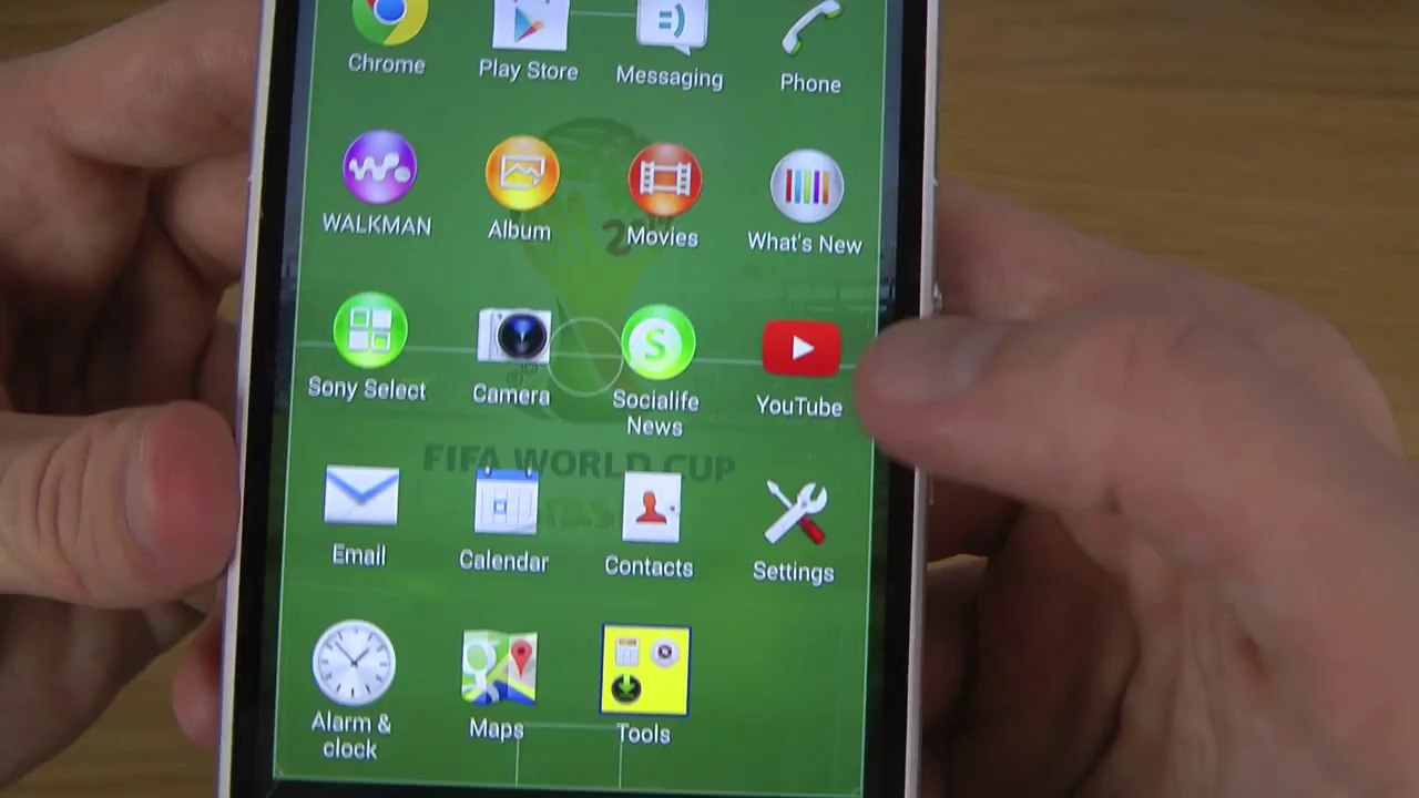 Sony Xperia FIFA 2014 Sony Xperia Z2 Theme - First Look