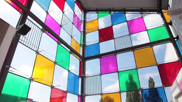 Daniel Buren : Comme un jeu d'enfant, travaux in situ à Strasbourg