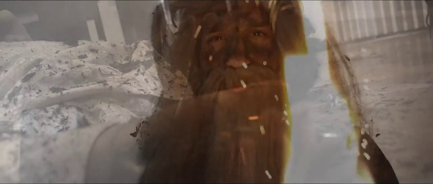 Game of Thrones fans VS Lord of the Rings fans! Battle for remote!