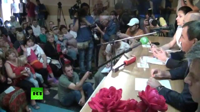 Генсек ОБСЕ встретился с украинскими беженцами в Ростове-на-Дону