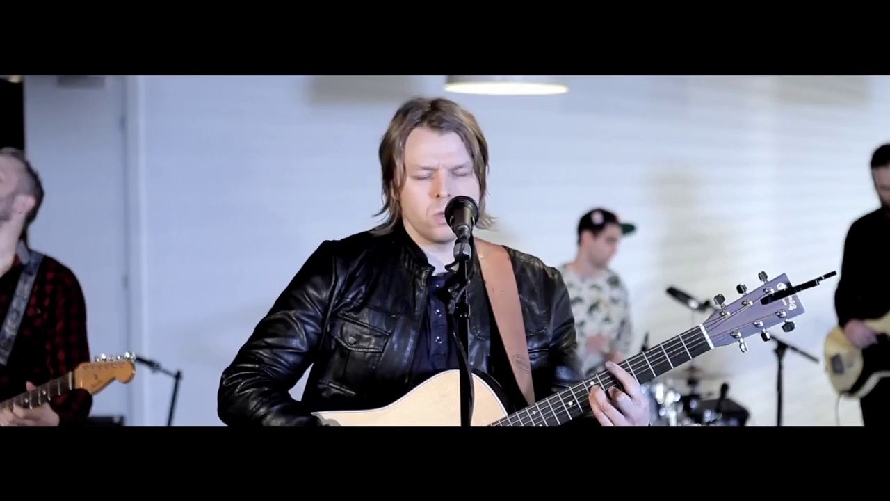 Mono Town - In The Eye of The Storm - Live Deezer Session (In The Eye Of The Storm)