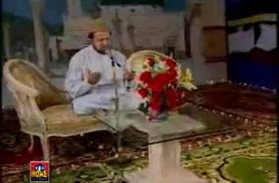 Naat: Noori Mehfil Pe Chaadar Tanii Noor ki