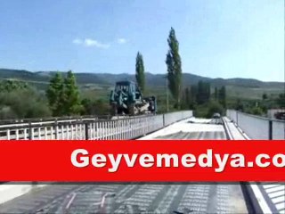 Geyve Doğantepe Köprüsü Selden Hasar Gördü..-Geyvemedya.com