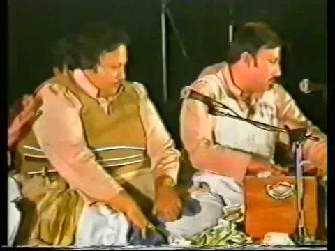 Nusrat Fateh Ali Khan Qawwal - Dard Rukta Nahin Ek Pal Bhi