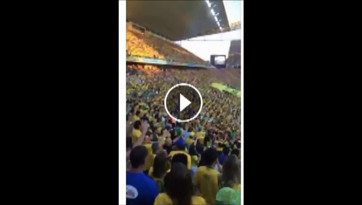 e pensar que uma criança teve que ouvir isso...