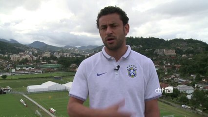 Fred afirma que sofreu pênalti: não sou de cair
