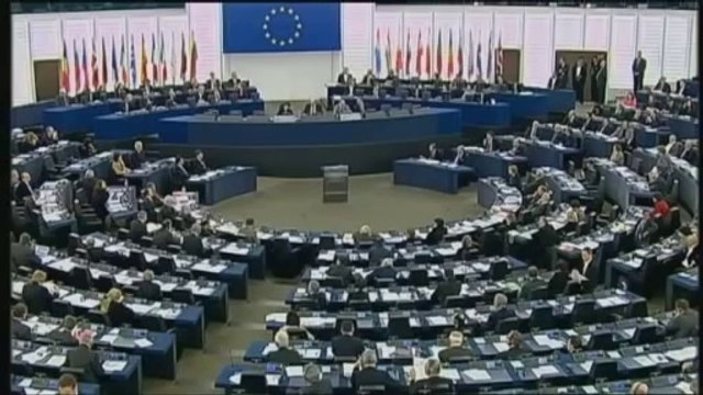 Daniel Cohn-Bendit insulte Marine le Pen au parlement Européen
